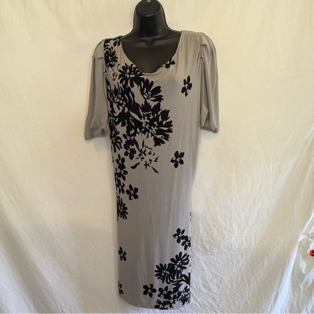 D-166 New York & Company Gray & Black Floral Shirt Sleeve Belted MIDI Dress